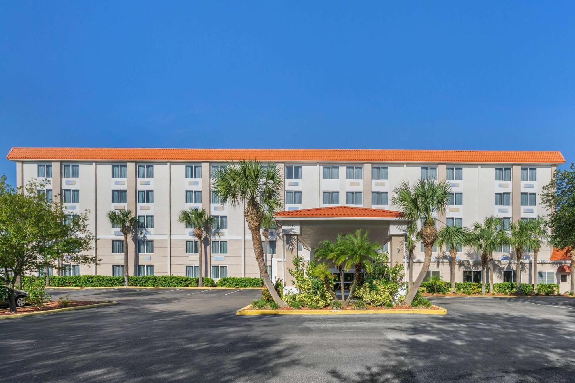 Comfort Inn St Petersburg North Dış mekan fotoğraf